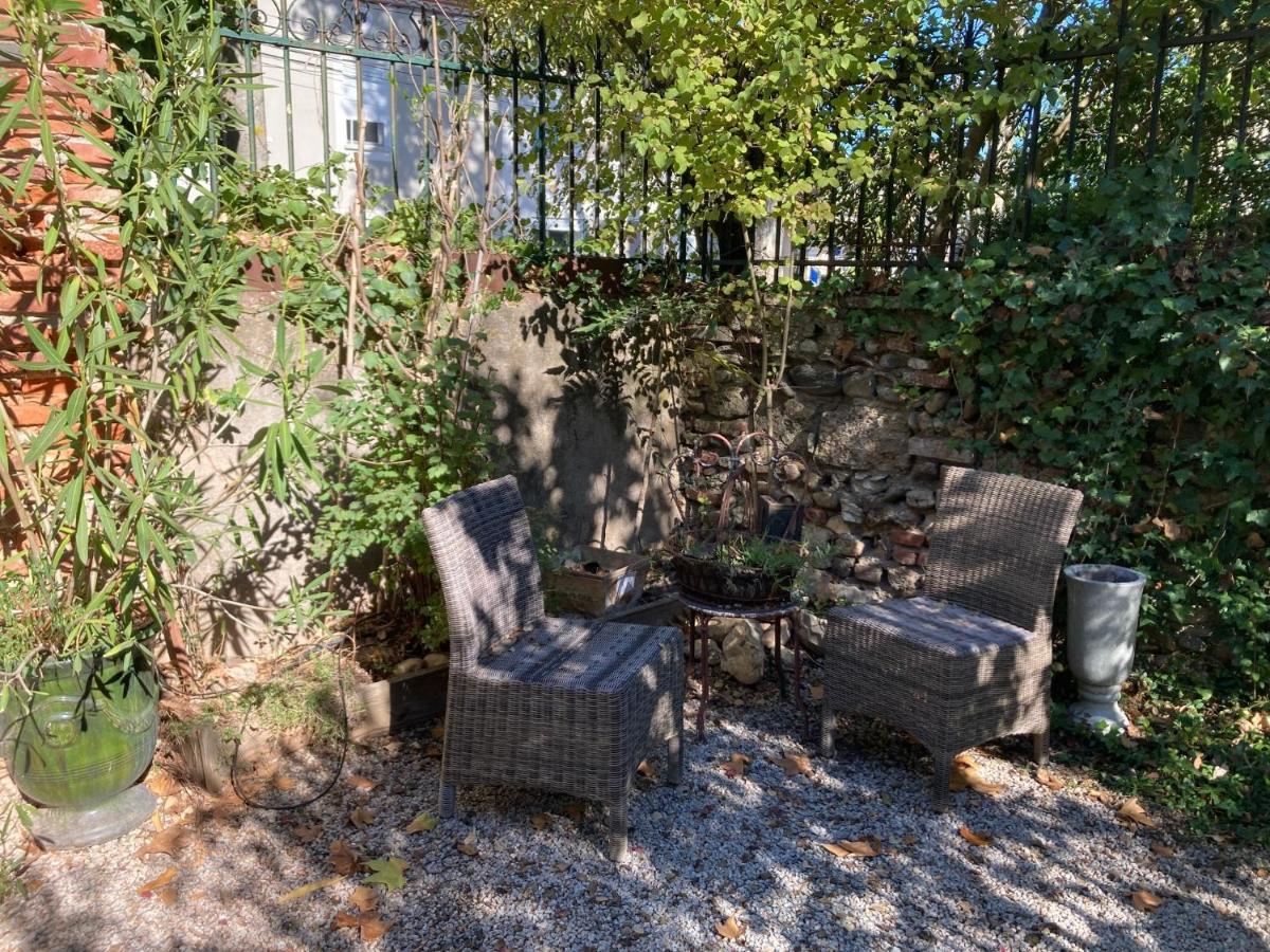 16 Bis-Gite-Hotel-Appartement Marssac-sur-Tarn Luaran gambar