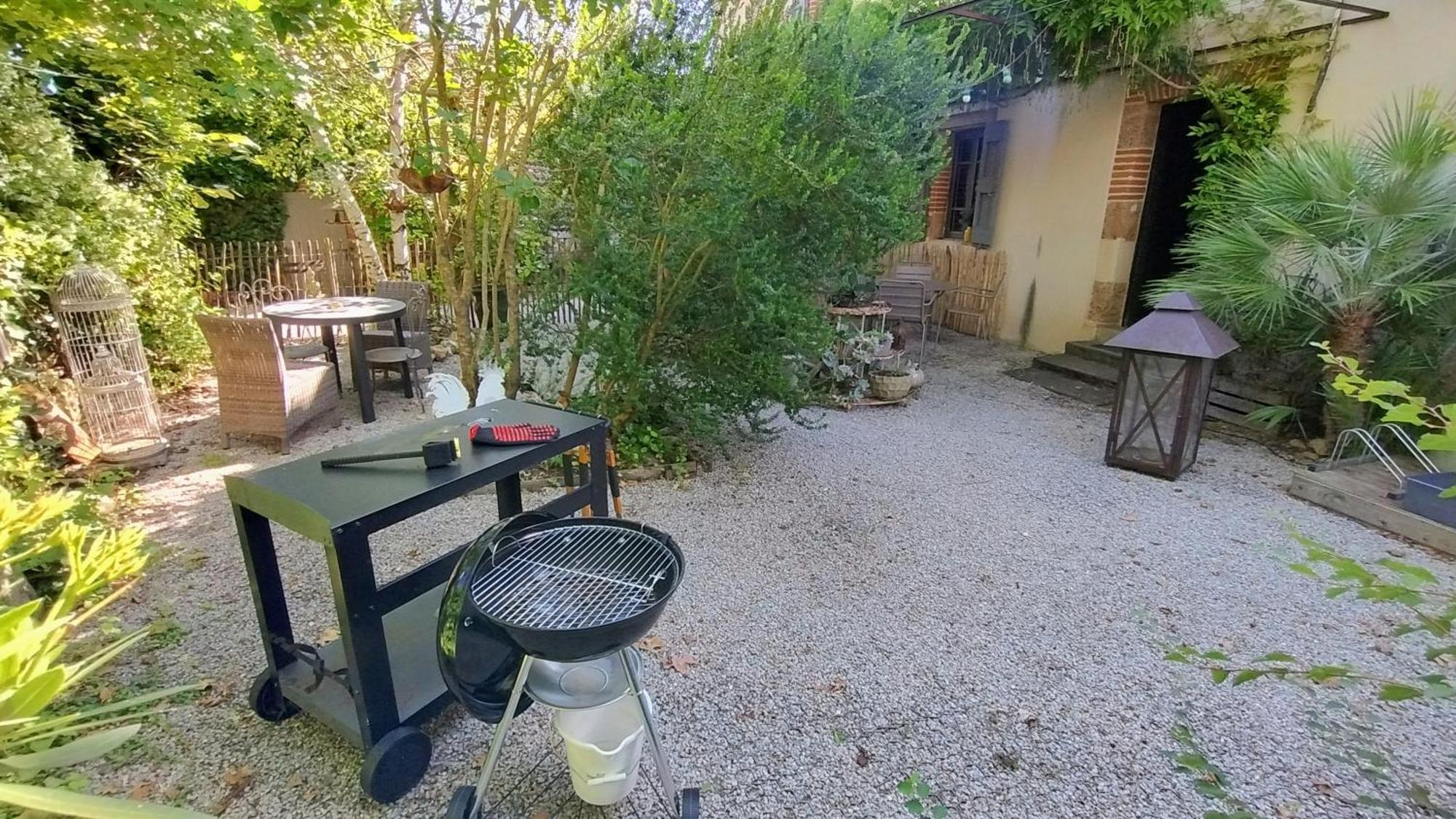 16 Bis-Gite-Hotel-Appartement Marssac-sur-Tarn Luaran gambar